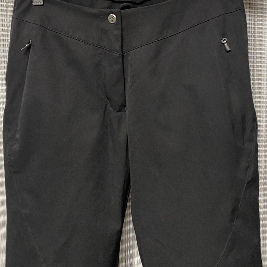 Fera Ski Pants For Women. (The Perfect Fit) Sz 4r, Black.